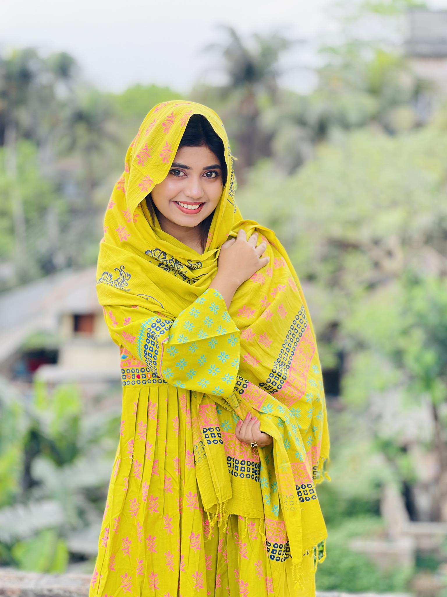 Three Pieces type 2 - Image 1